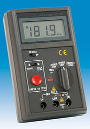 Electrician_insulation_resistance_tester